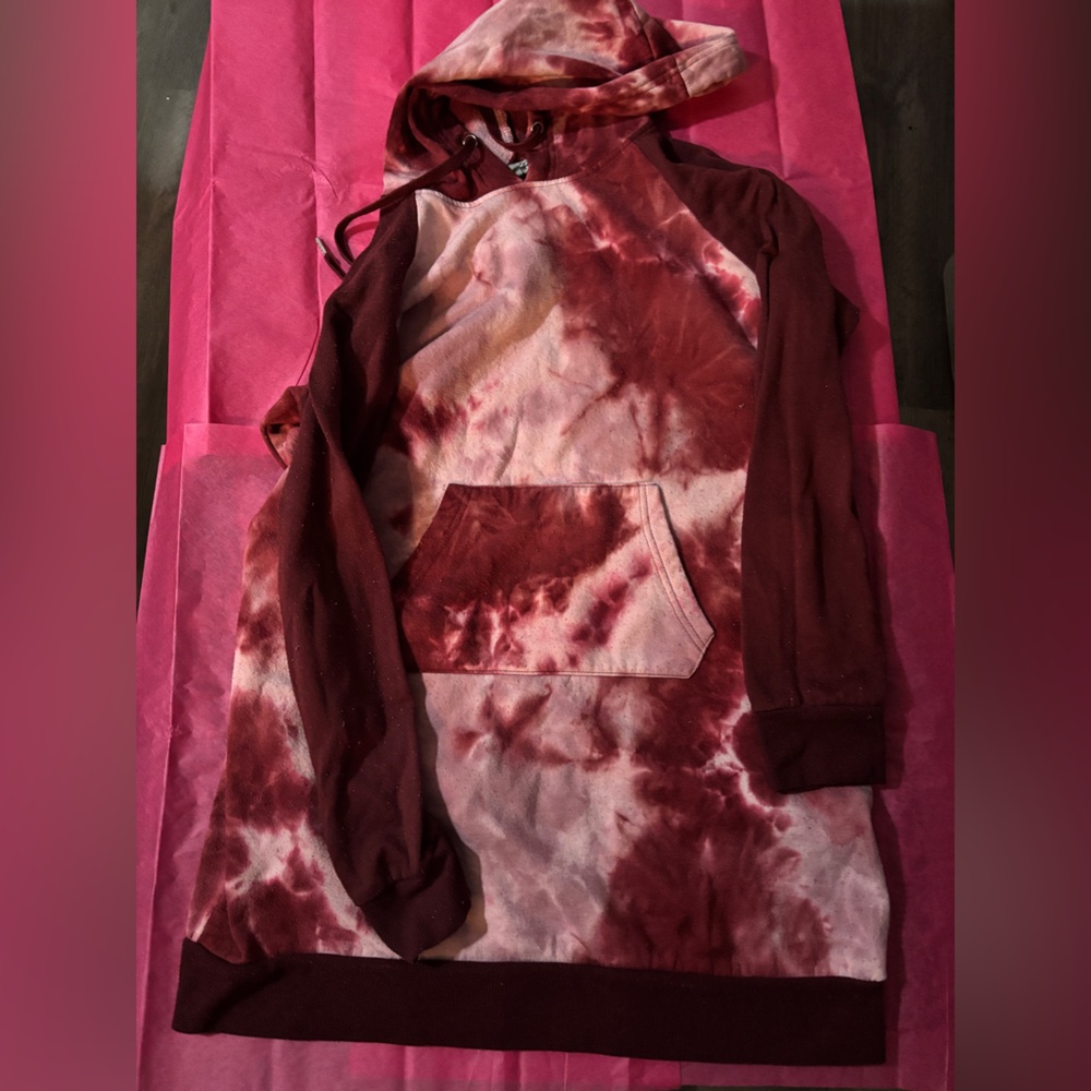 Justify Women's Long Sleeve Tie-Dye Dress - Red and Pink